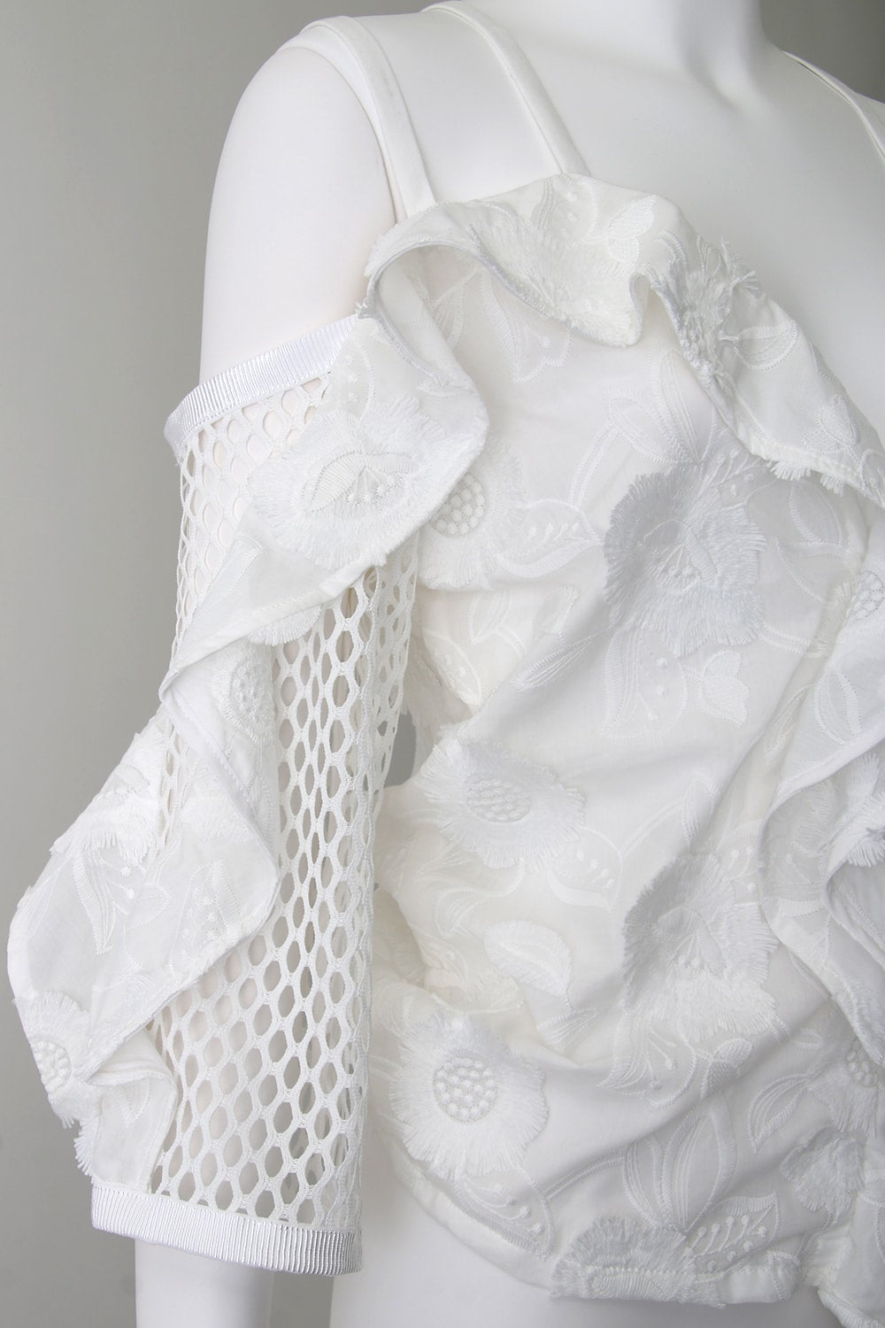 FRINGE EMB OFFSHOULDER TOP - 17S-SH-08