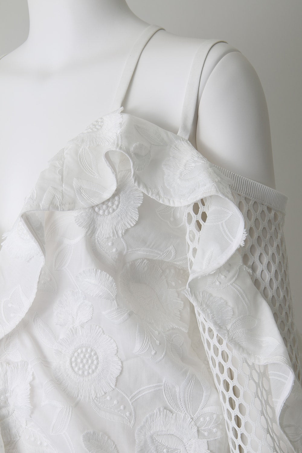 FRINGE EMB OFFSHOULDER TOP - 17S-SH-08