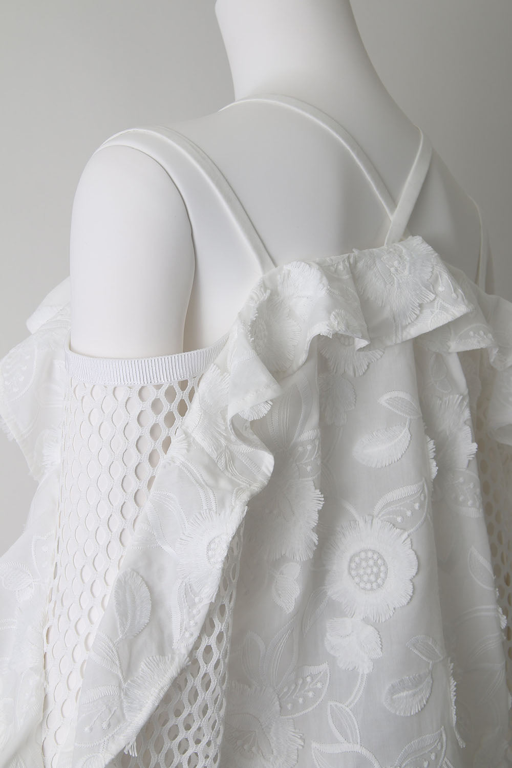 FRINGE EMB OFFSHOULDER TOP - 17S-SH-08