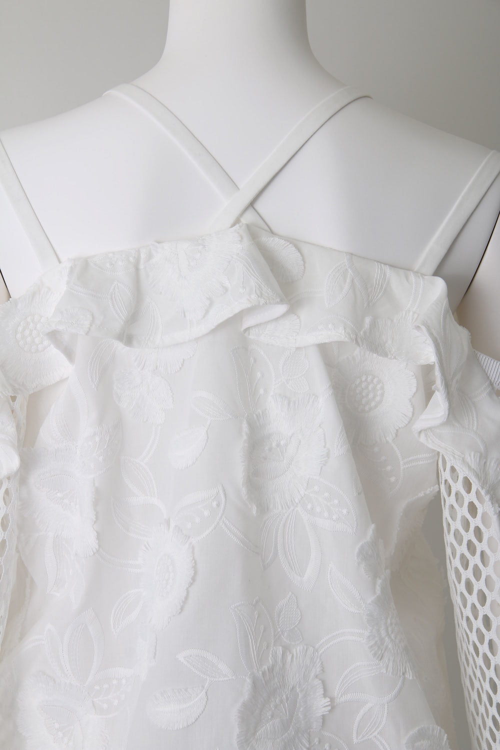 FRINGE EMB OFFSHOULDER TOP - 17S-SH-08