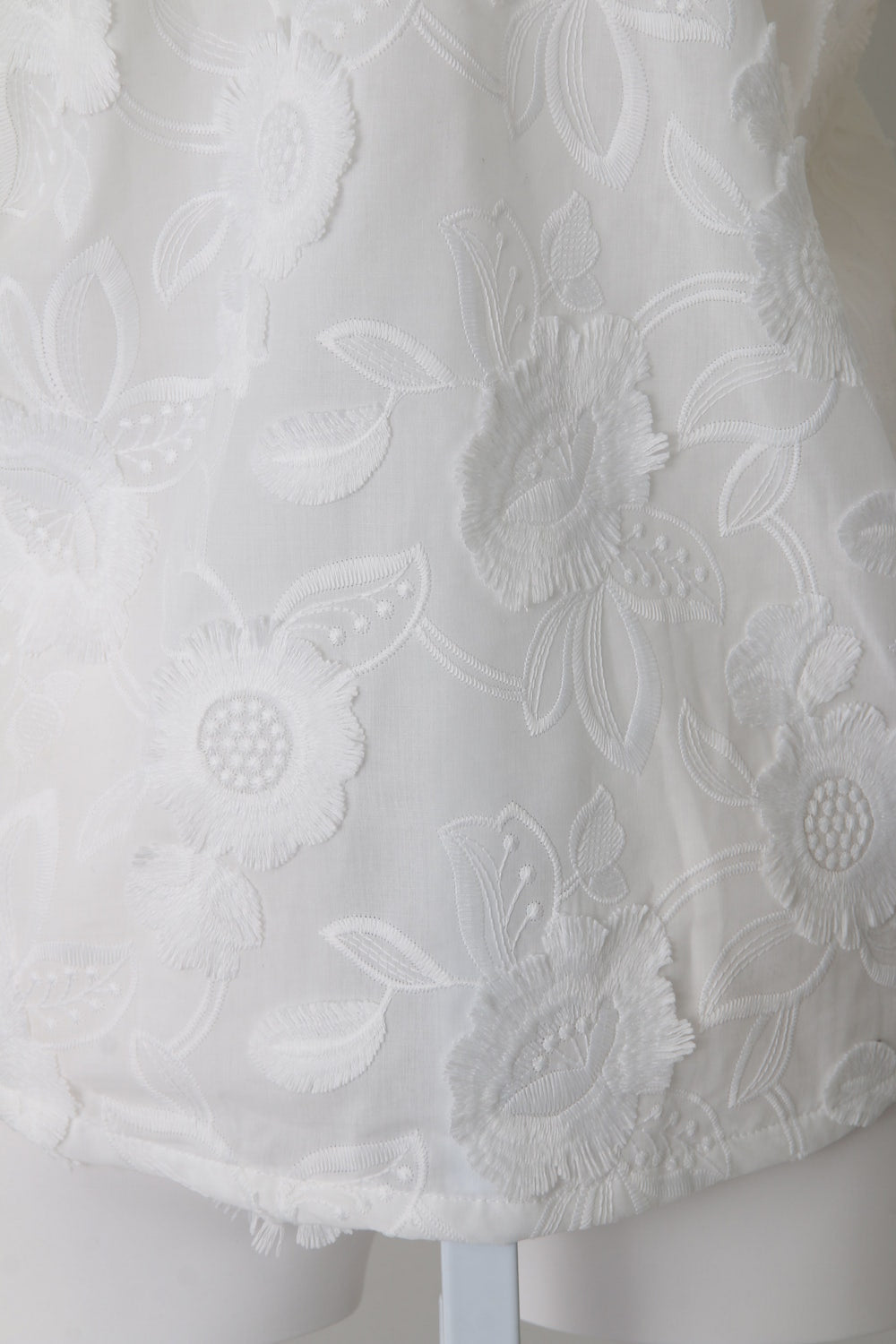 FRINGE EMB OFFSHOULDER TOP - 17S-SH-08