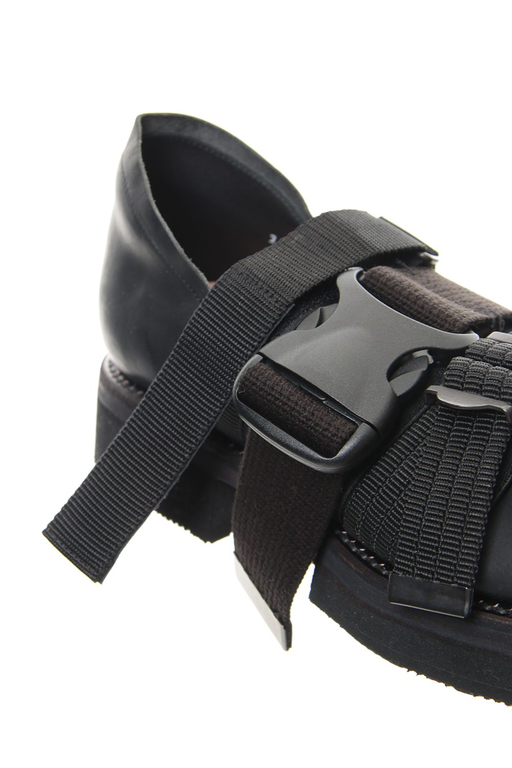 Belt shoes