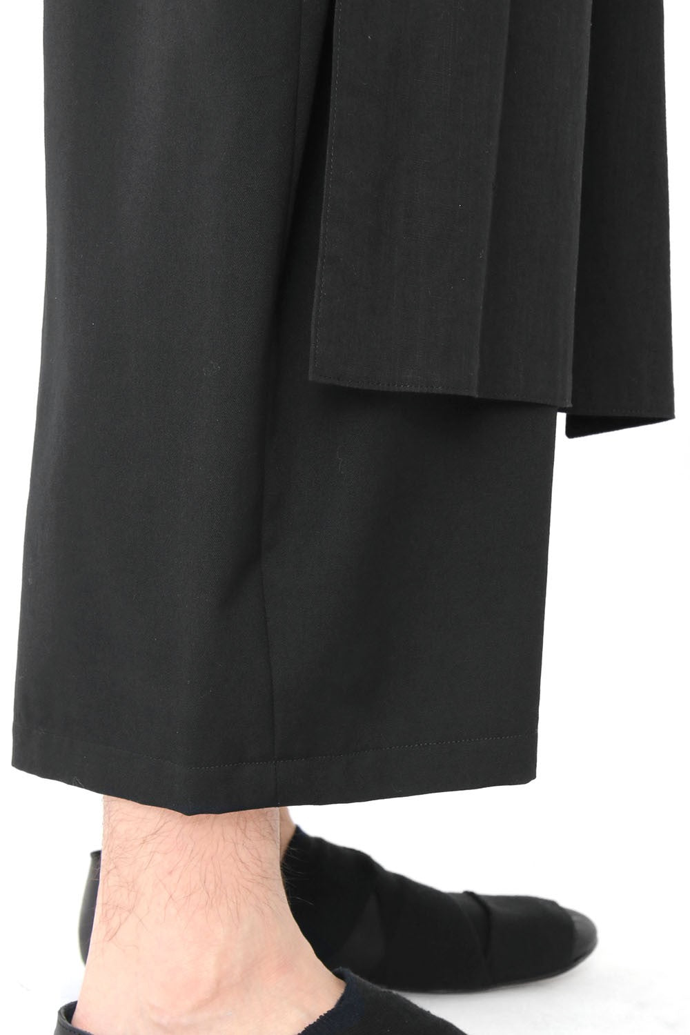 Right Side Hanging Cloth Gabardine Pants