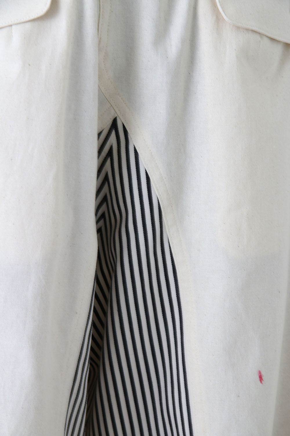 Right Side Cut Women Motif Pants