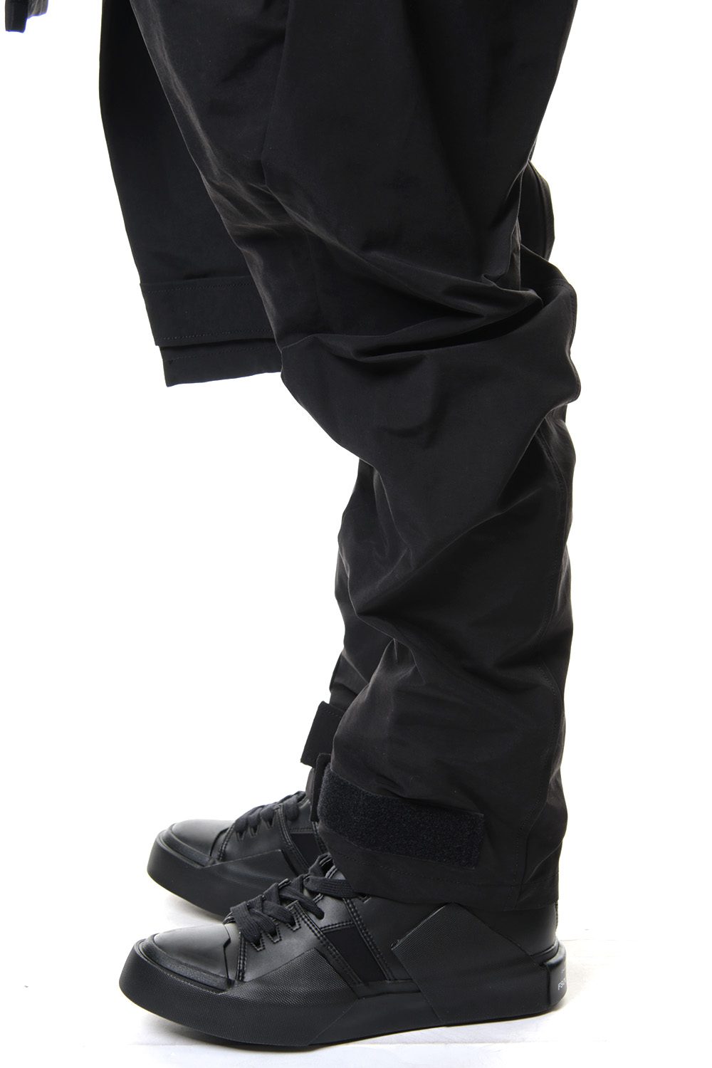 COMBINATION SLEEVE BAGGY PANTS