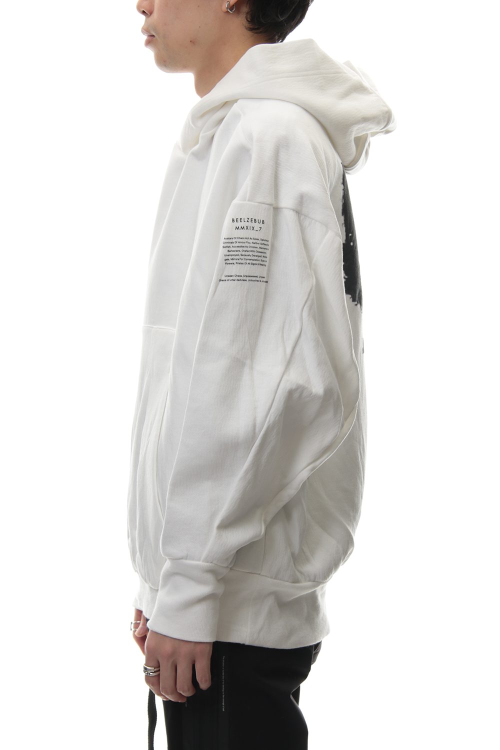 SEAMED SLEEVE PRINT HOODIE Off