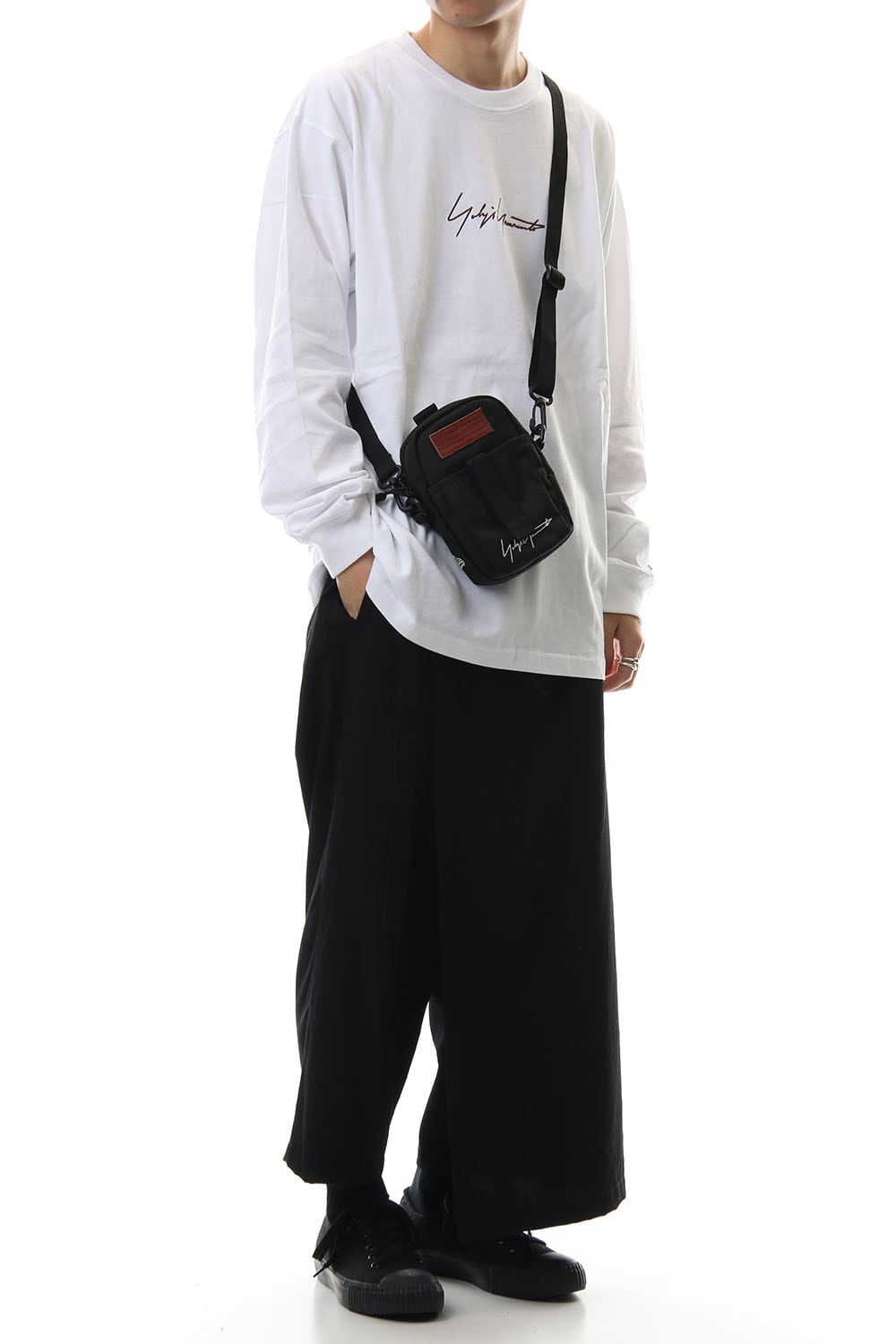 NEW ERA Shoulder Pouch YY Logo