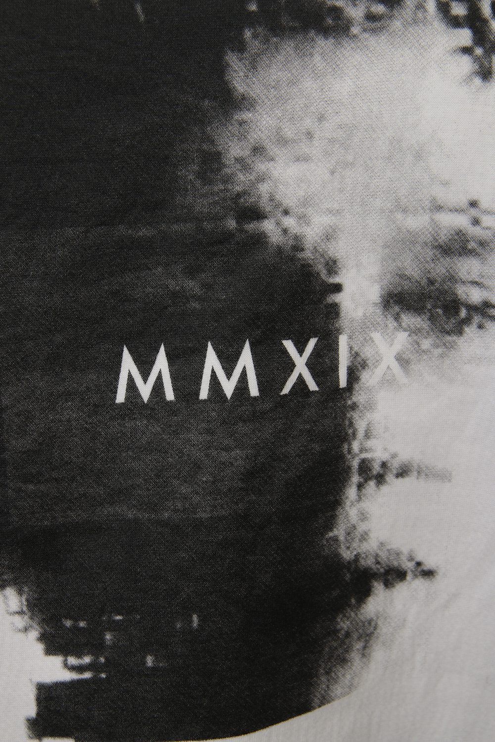 SEAMED SLEEVE PRINT HOODIE Off