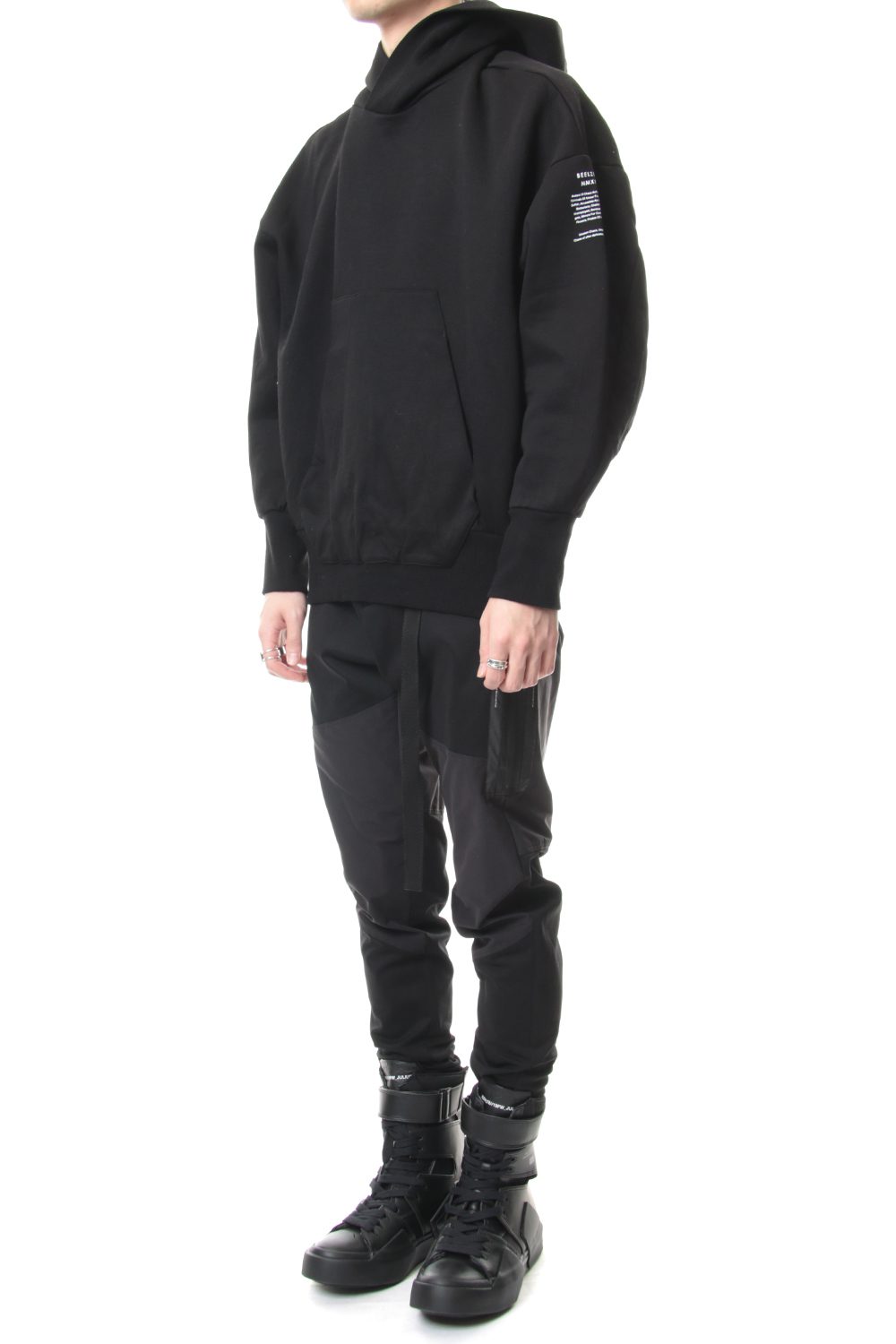 SEAMED SLEEVE PRINT HOODIE Black