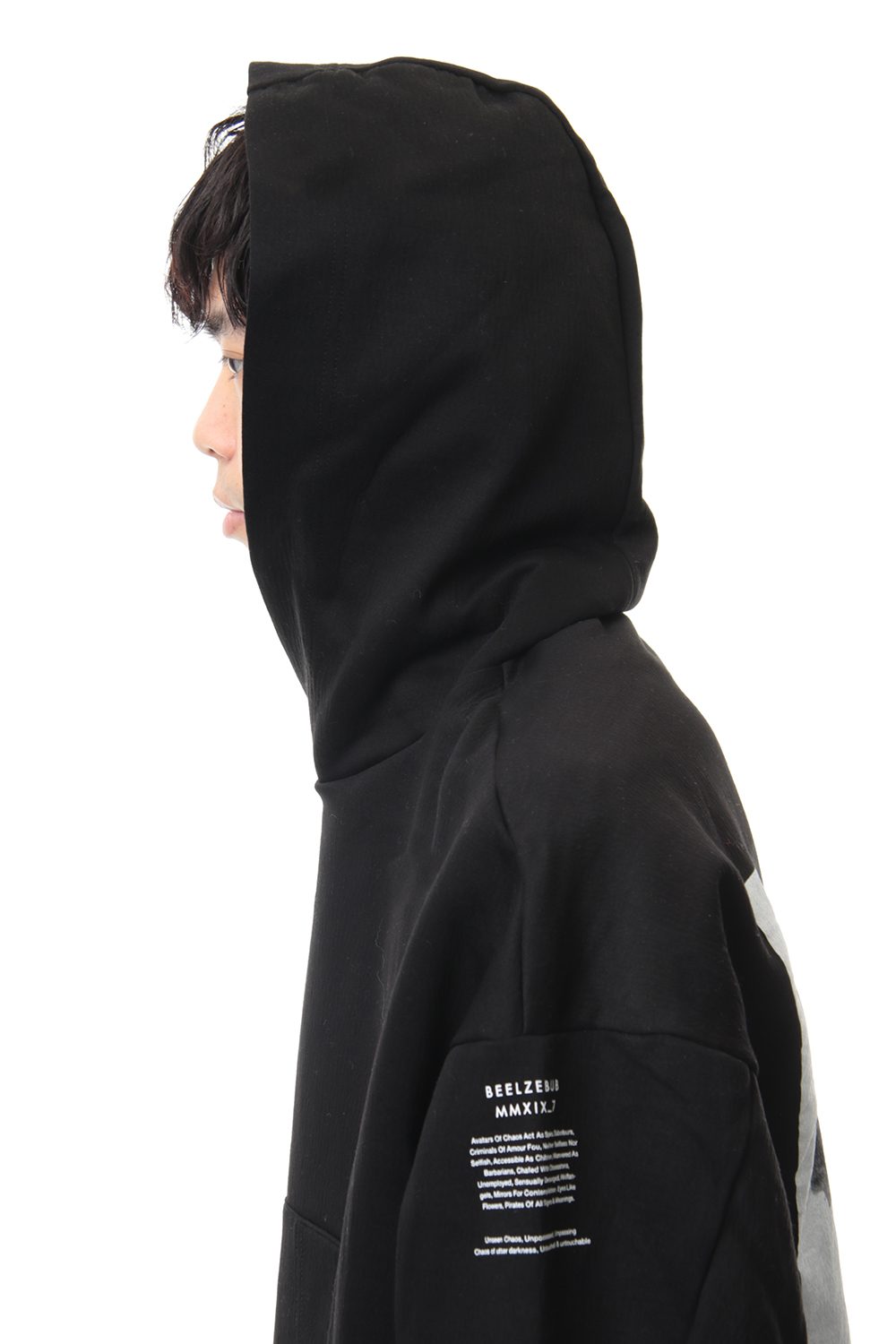 SEAMED SLEEVE PRINT HOODIE Black