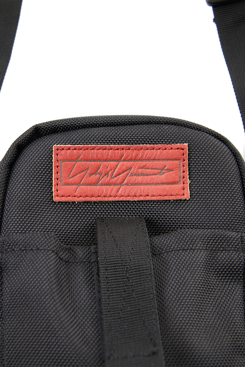 NEW ERA Shoulder Pouch YY Logo