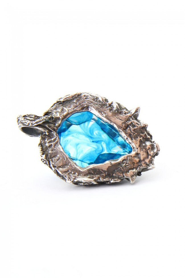 the WINTER male / Necklace Charm BLUE