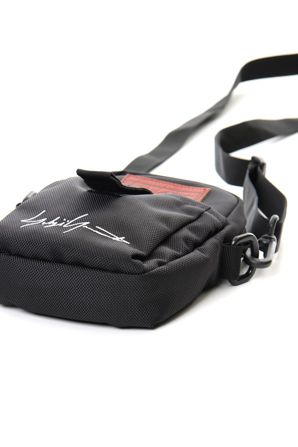 NEW ERA Shoulder Pouch YY Logo