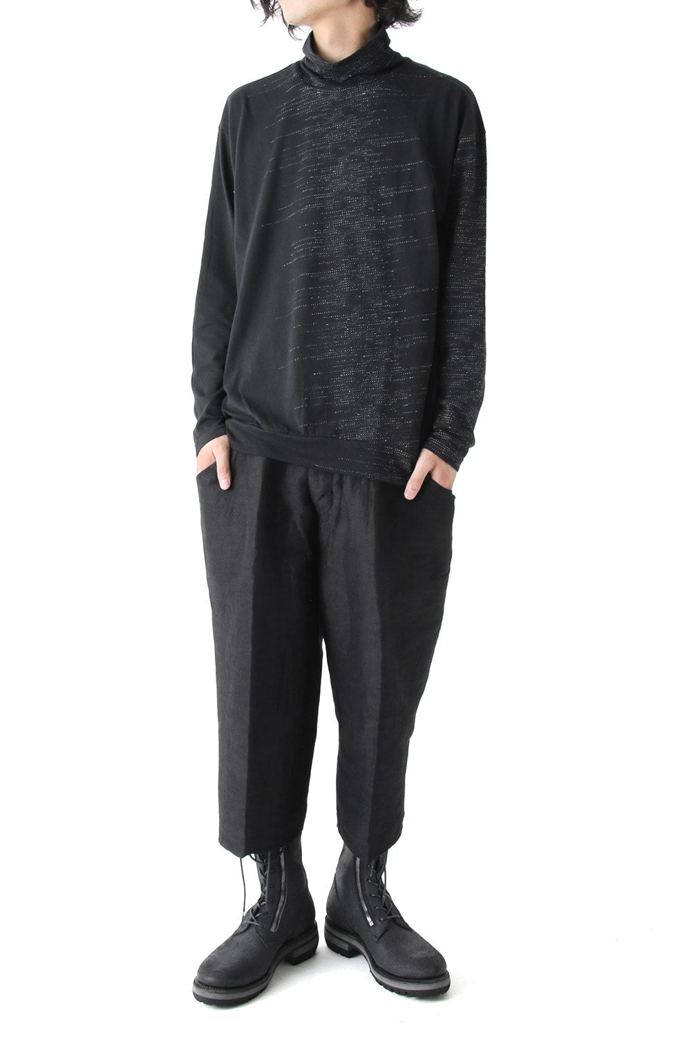 Inlay Cut Jacquard Bottle neck T