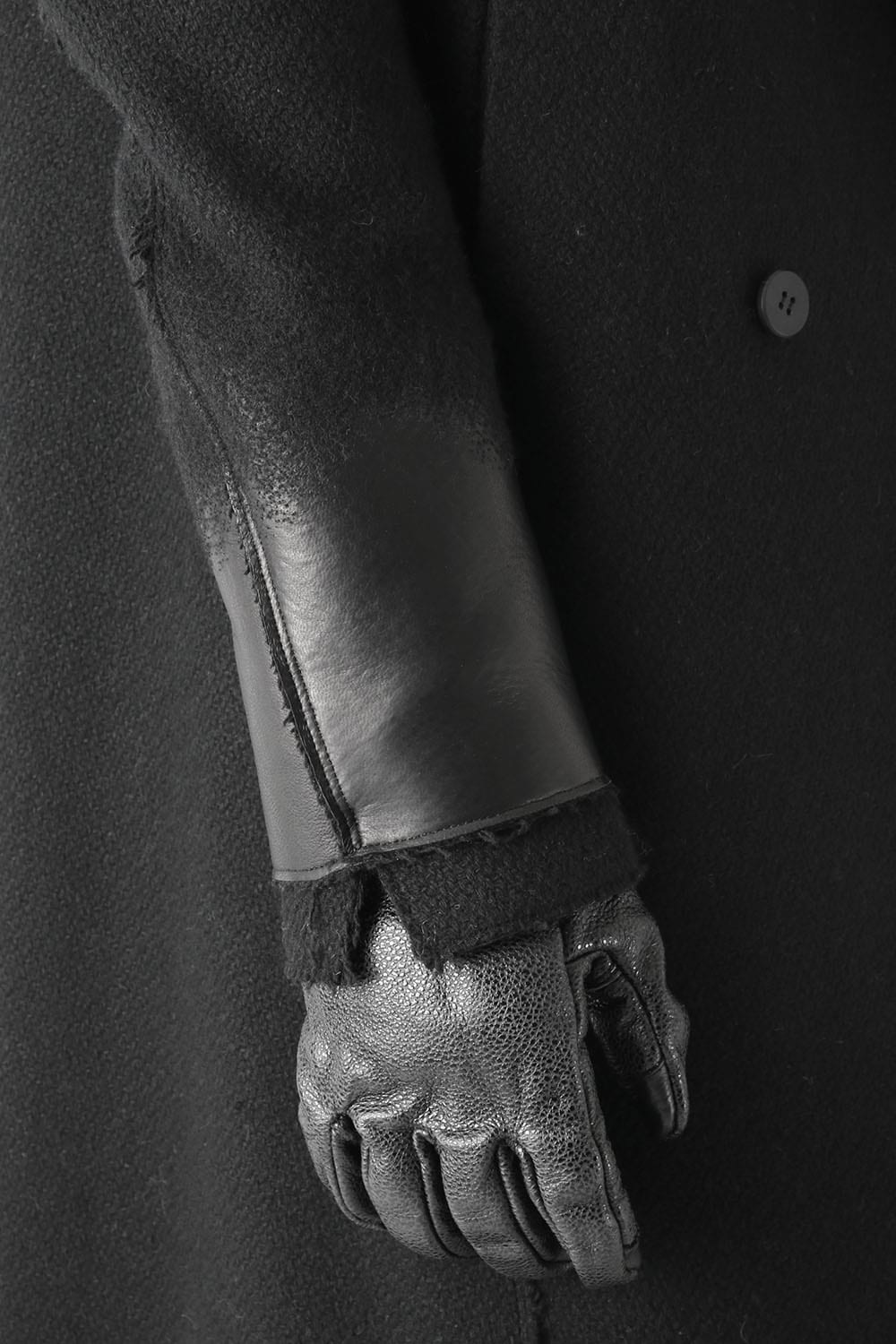 FASCINATE LIMITED lacquer Leather Gloves