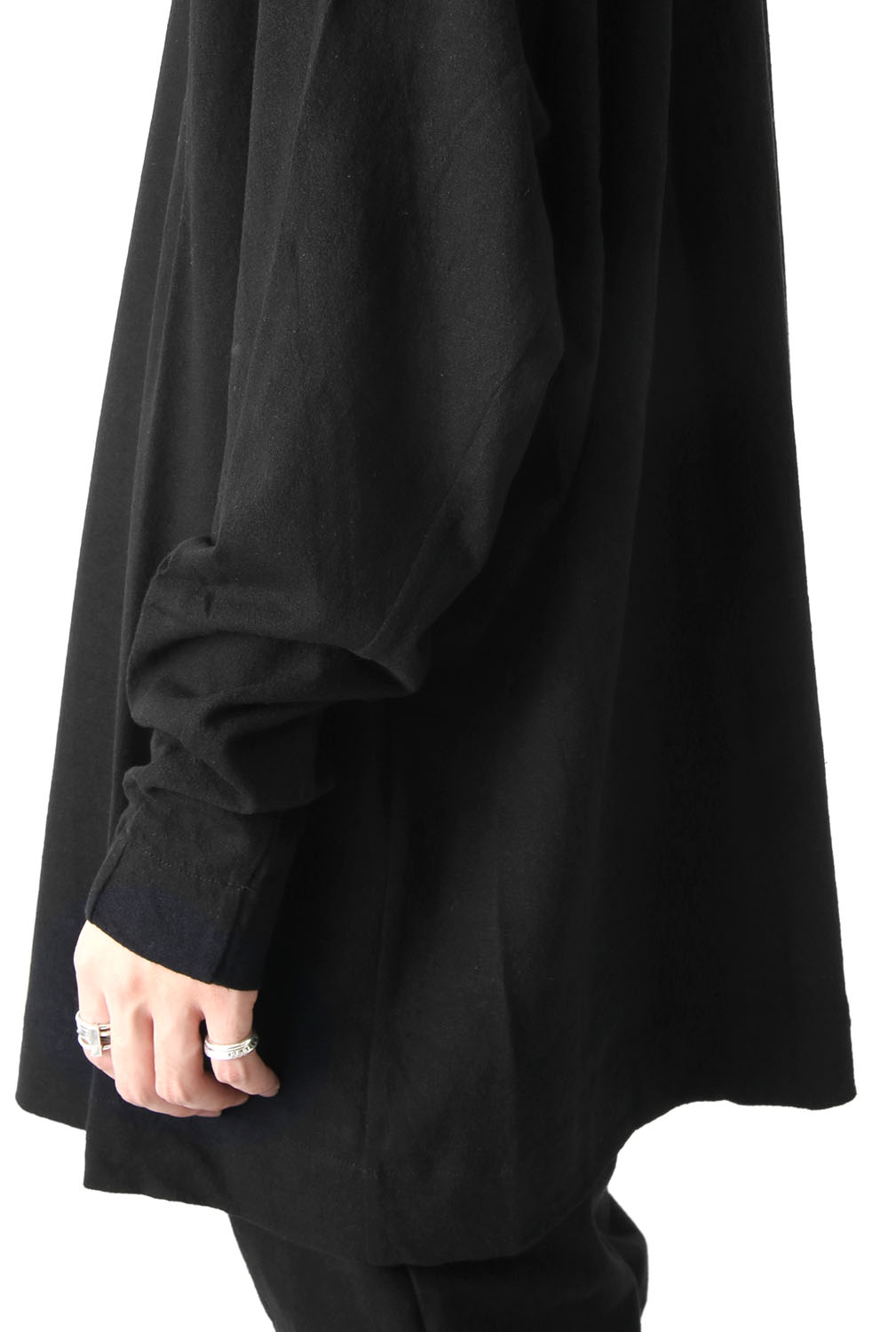 SEAMED HIGH NECK CUT-SEW