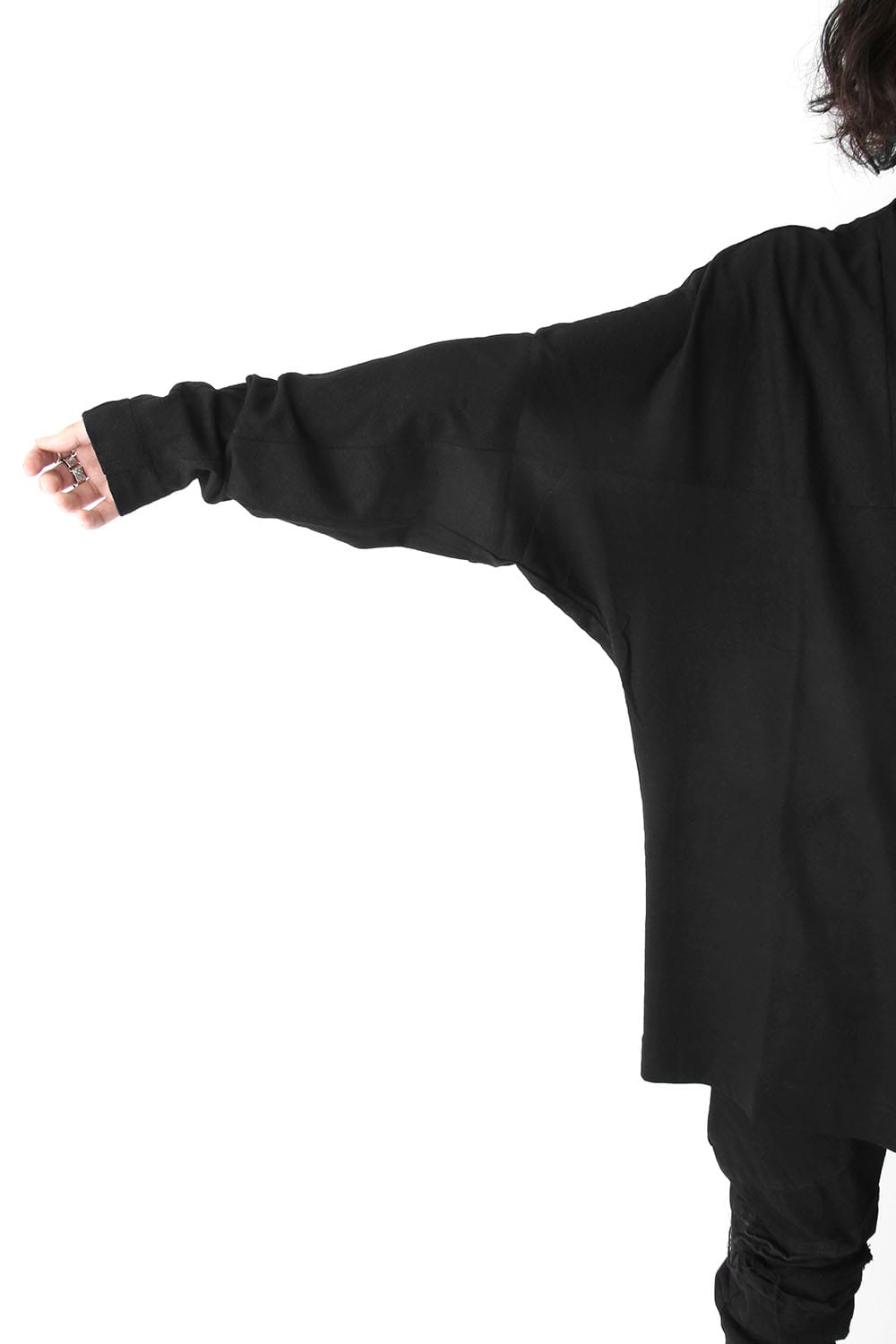 SEAMED HIGH NECK CUT-SEW