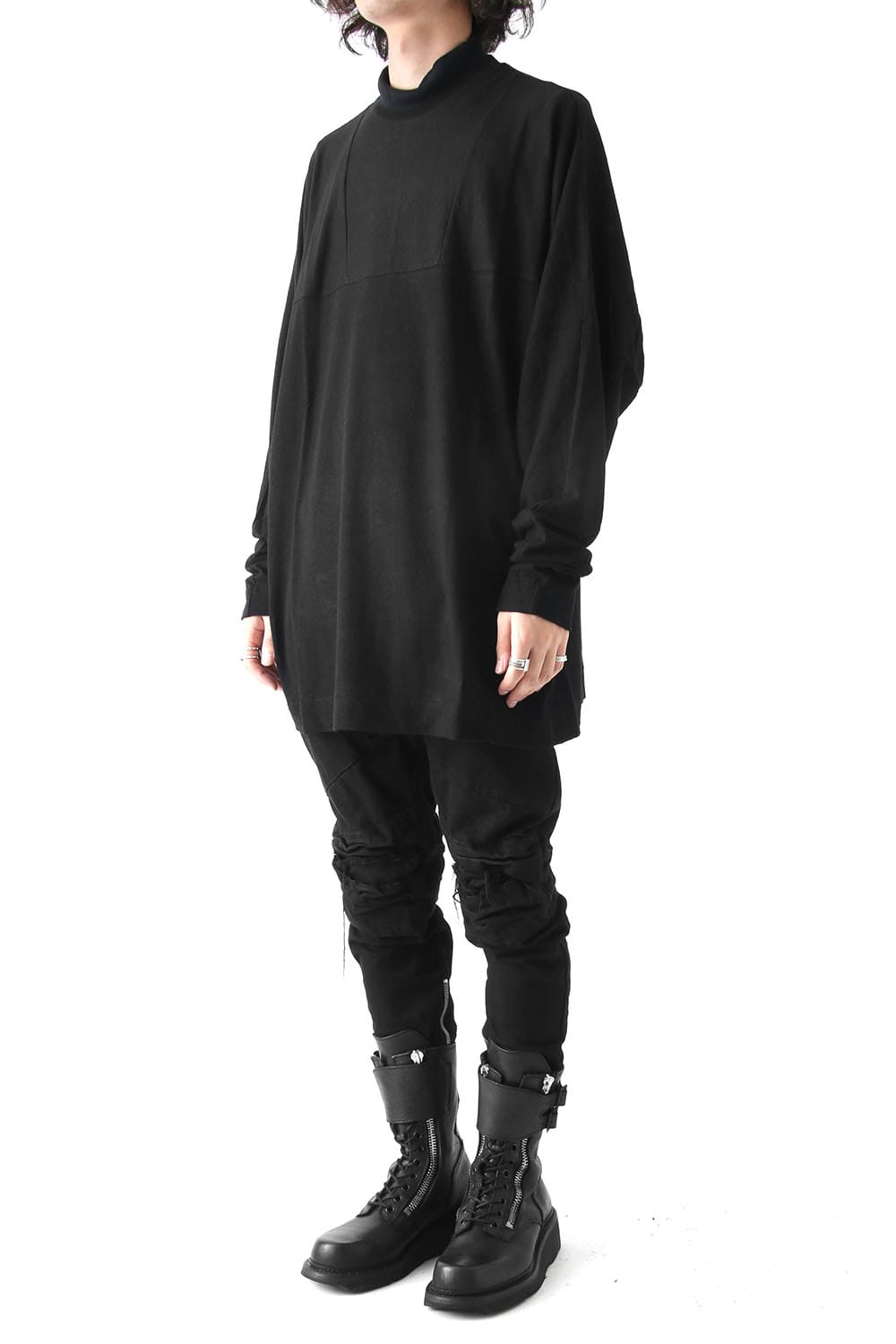 SEAMED HIGH NECK CUT-SEW