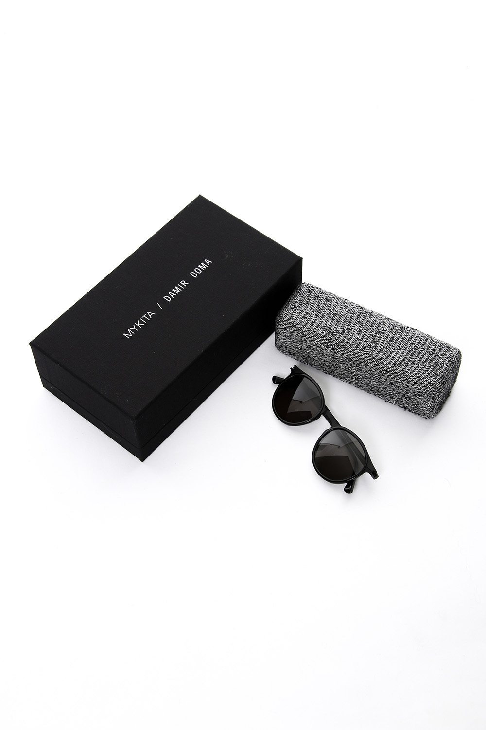 DD2.3 A6-Black/Black