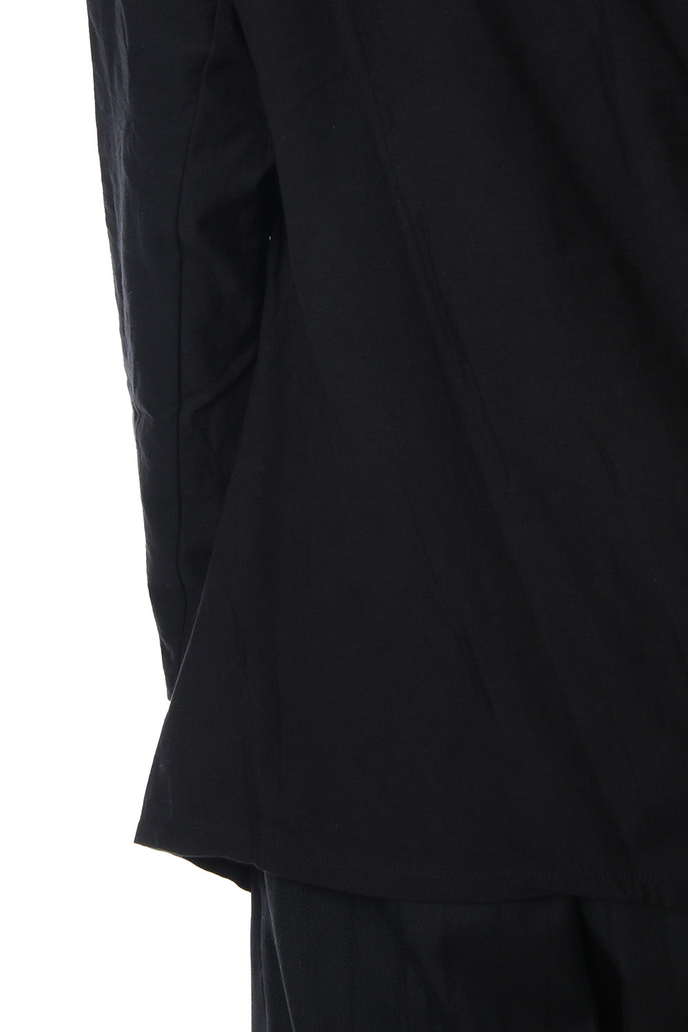 DRAPING CUT AND SEWN Black