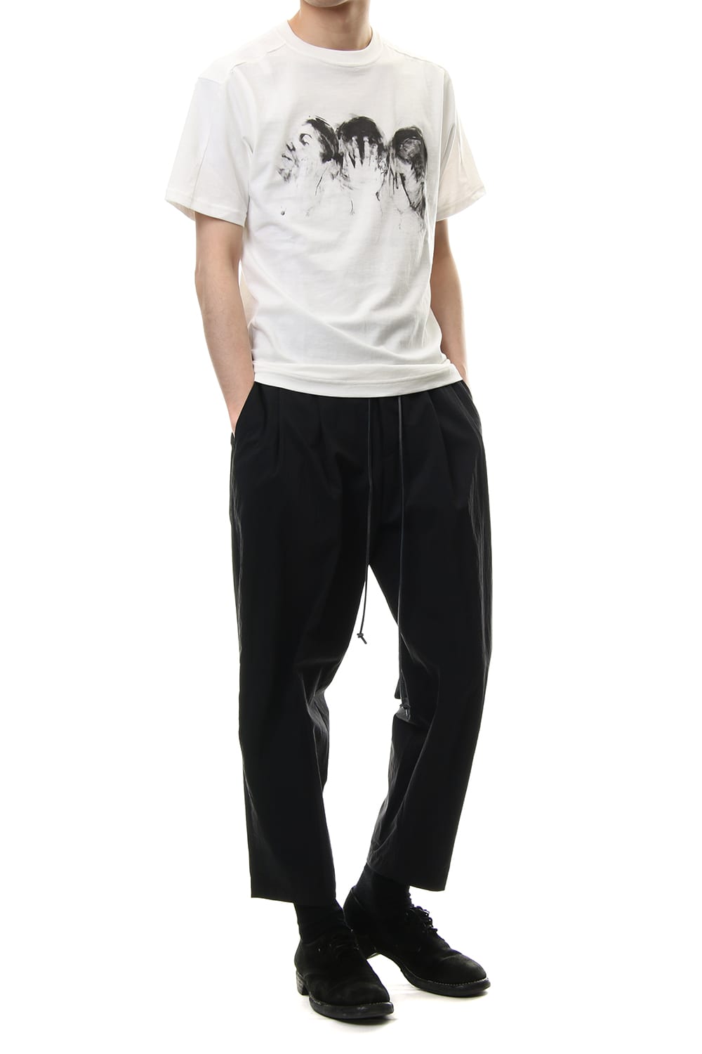 Patricia March Front print T-shirt ver.1