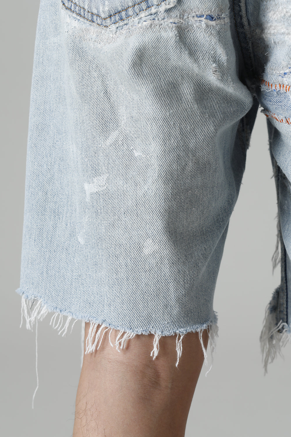 リワークド ダメージ デニムショーツ