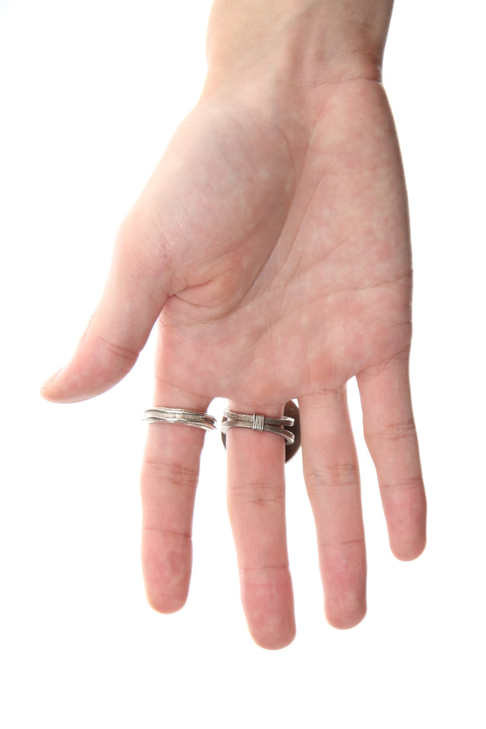 Pin Studded Wire Ring - io-01-130