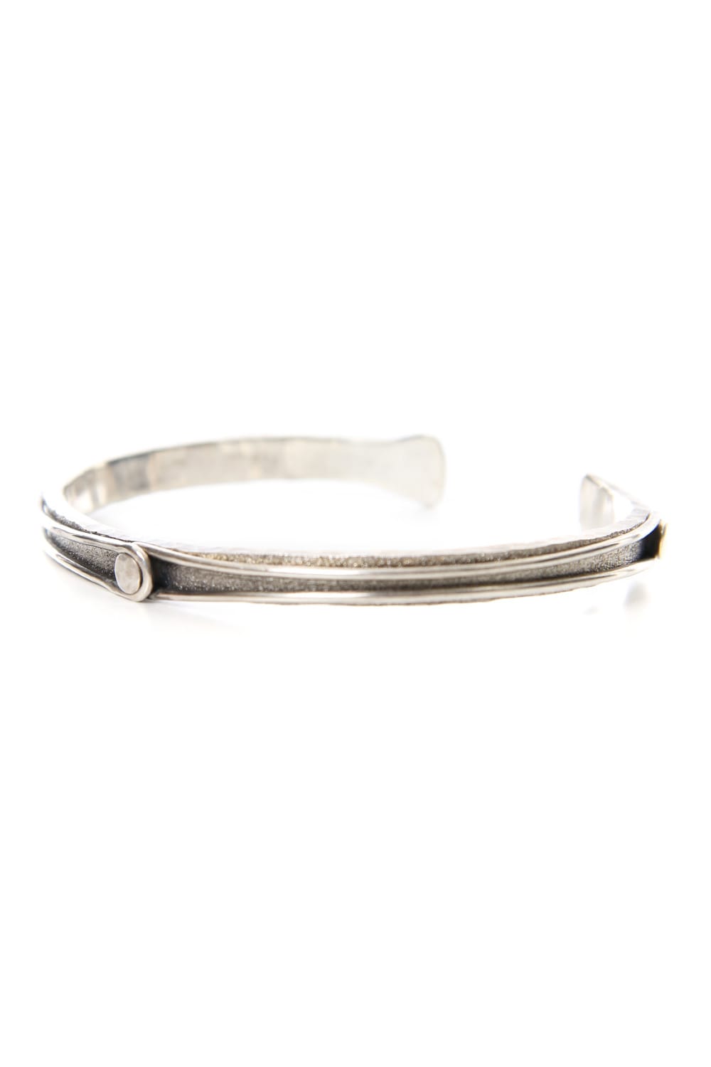 Rivet wire Bangle  - io-02-052