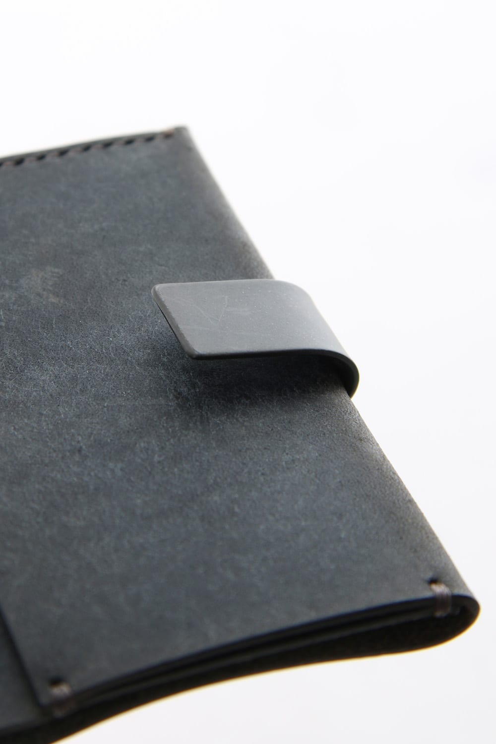 ES Minimal Trifold Wallet - io-07-017