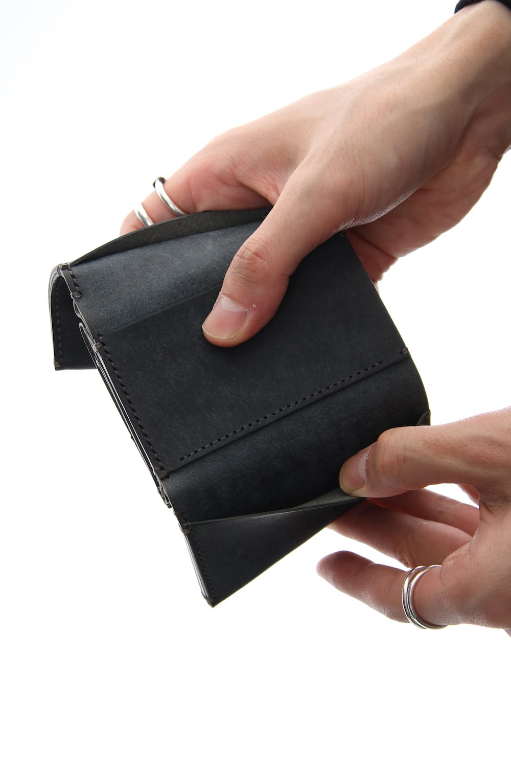 ES Minimal Trifold Wallet - io-07-017