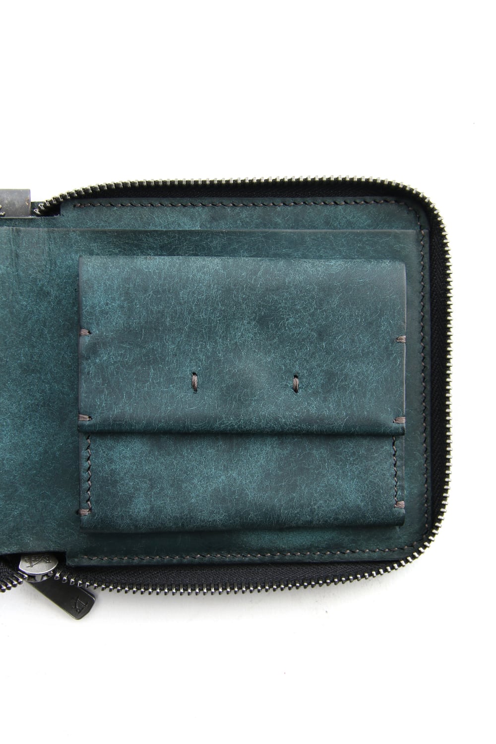 Round Zip Bi-fold wallet - io-07-020
