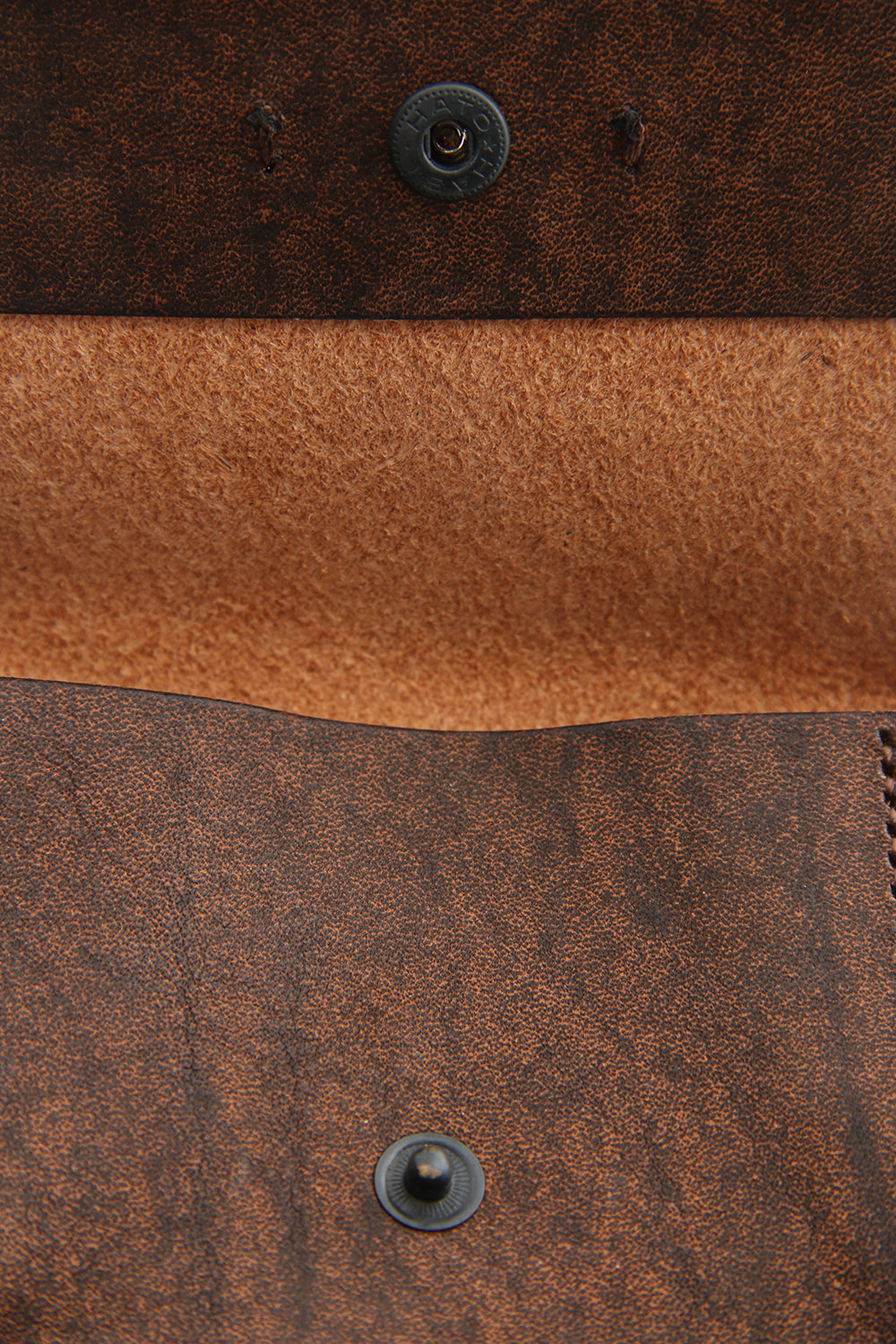 Mini Round Zip Bi-fold wallet - io-07-021