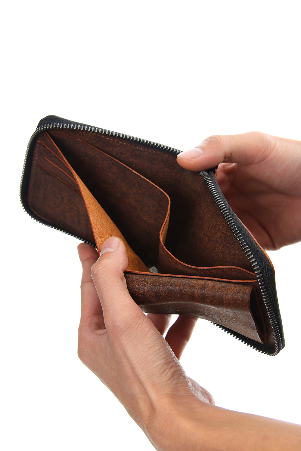 Mini Round Zip Bi-fold wallet - io-07-021