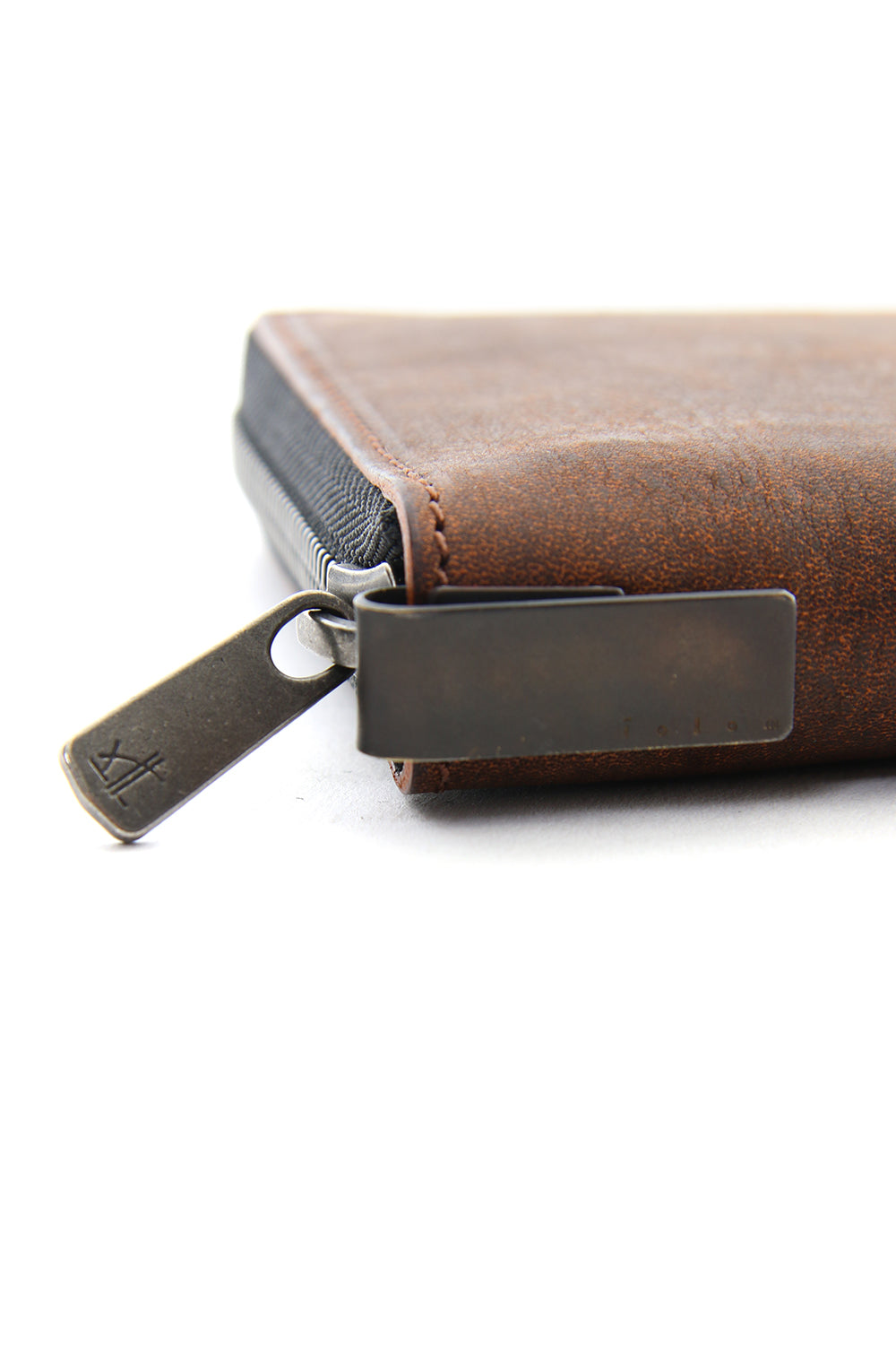 Mini Round Zip Bi-fold wallet - io-07-021