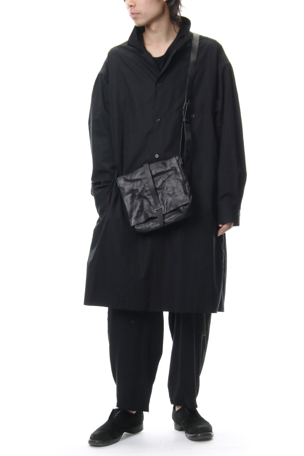 MーBelt hold flap shoulder bag