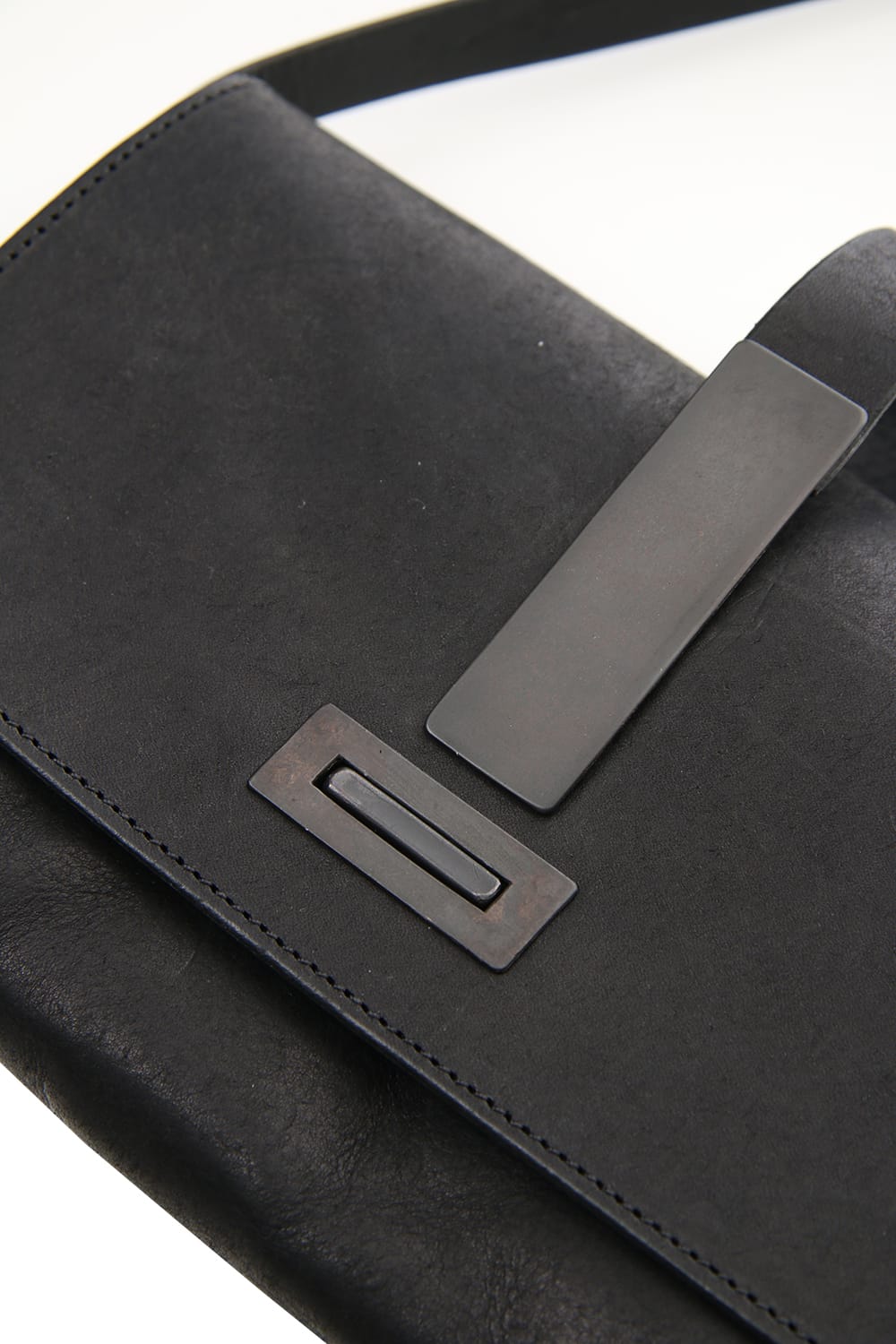 Oblong Mini Shoulder Bag - B - Black