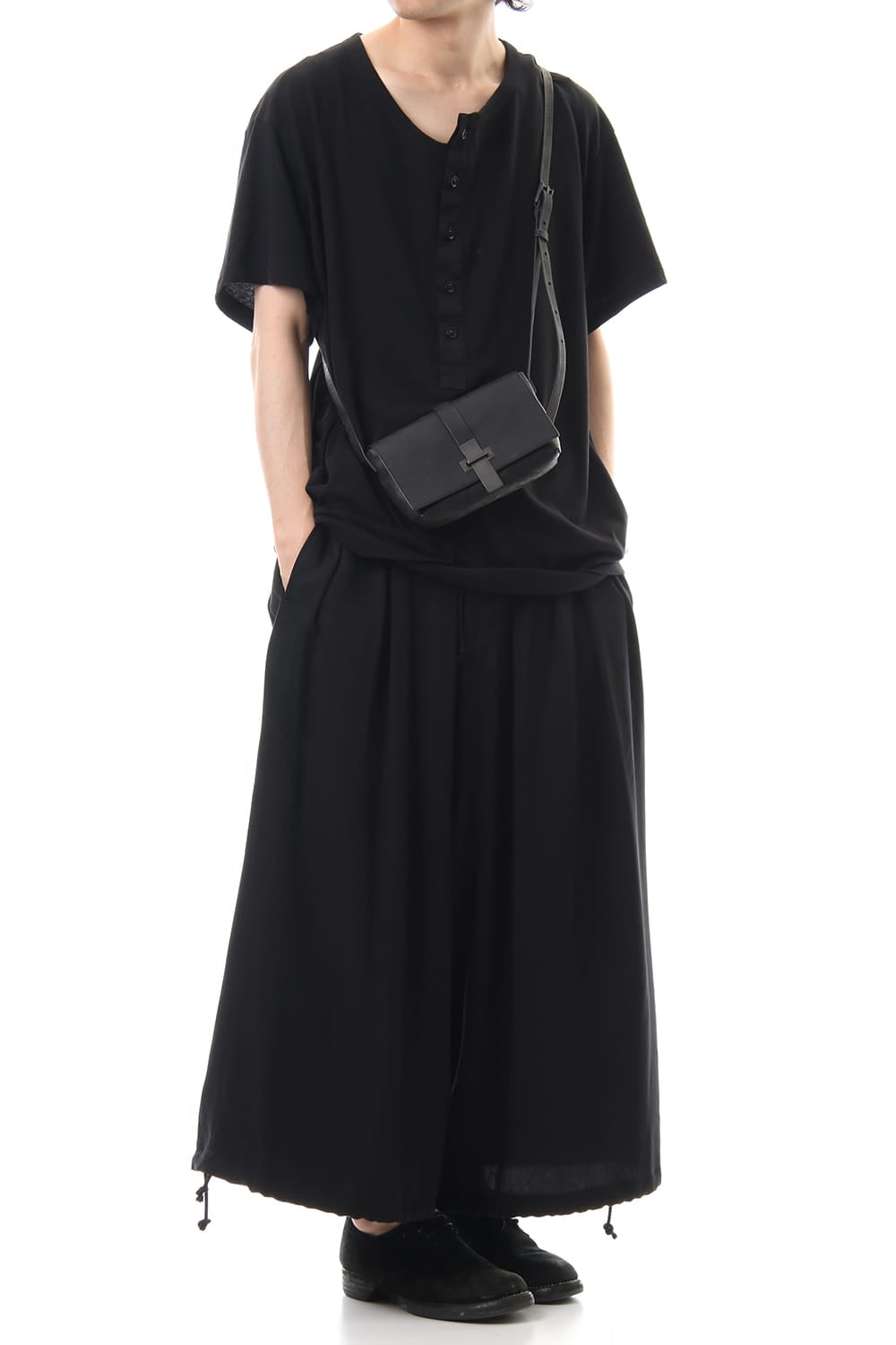 Oblong Mini Shoulder Bag - B - Black