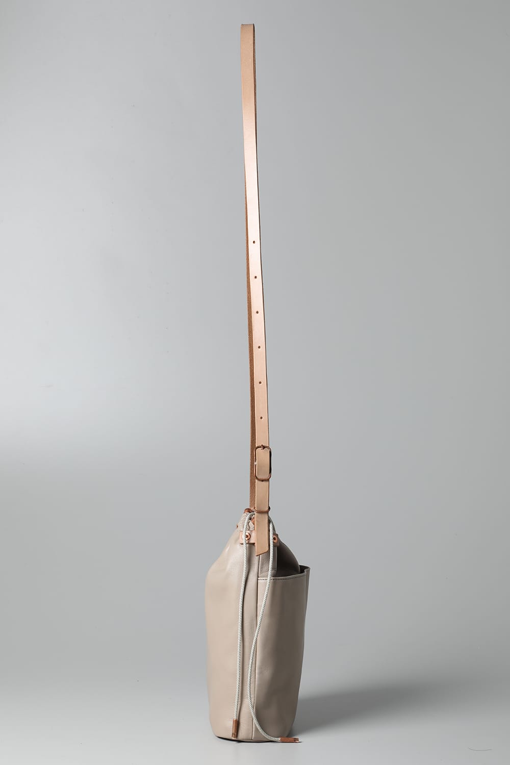 ドローストリングバッグ ベージュ - io-08-069