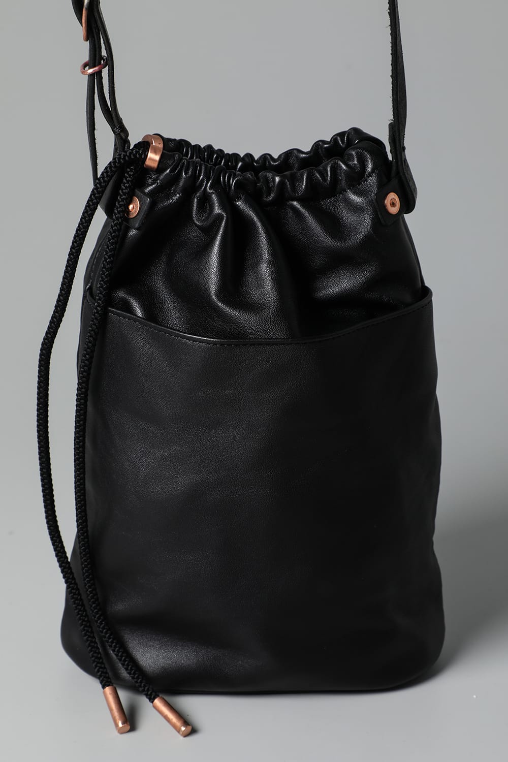 ドローストリングバッグ ブラック - io-08-069