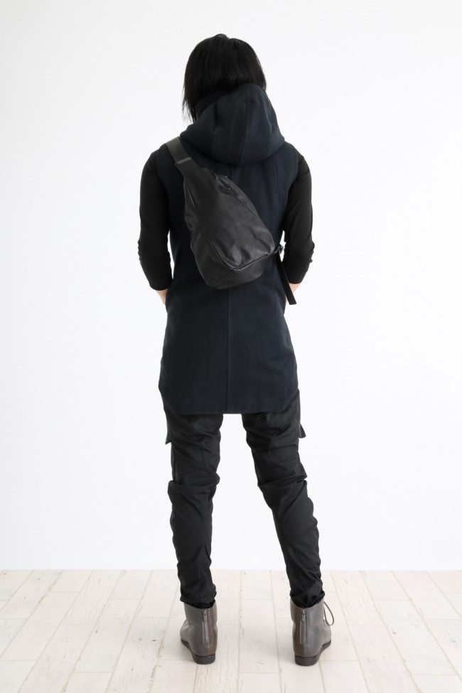 Japanese Horse Leather Shoulder Bag (Left)