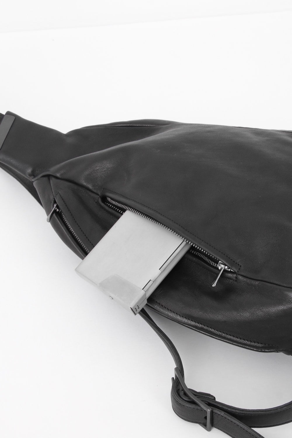 Japanese Horse Leather Shoulder Bag (Left)