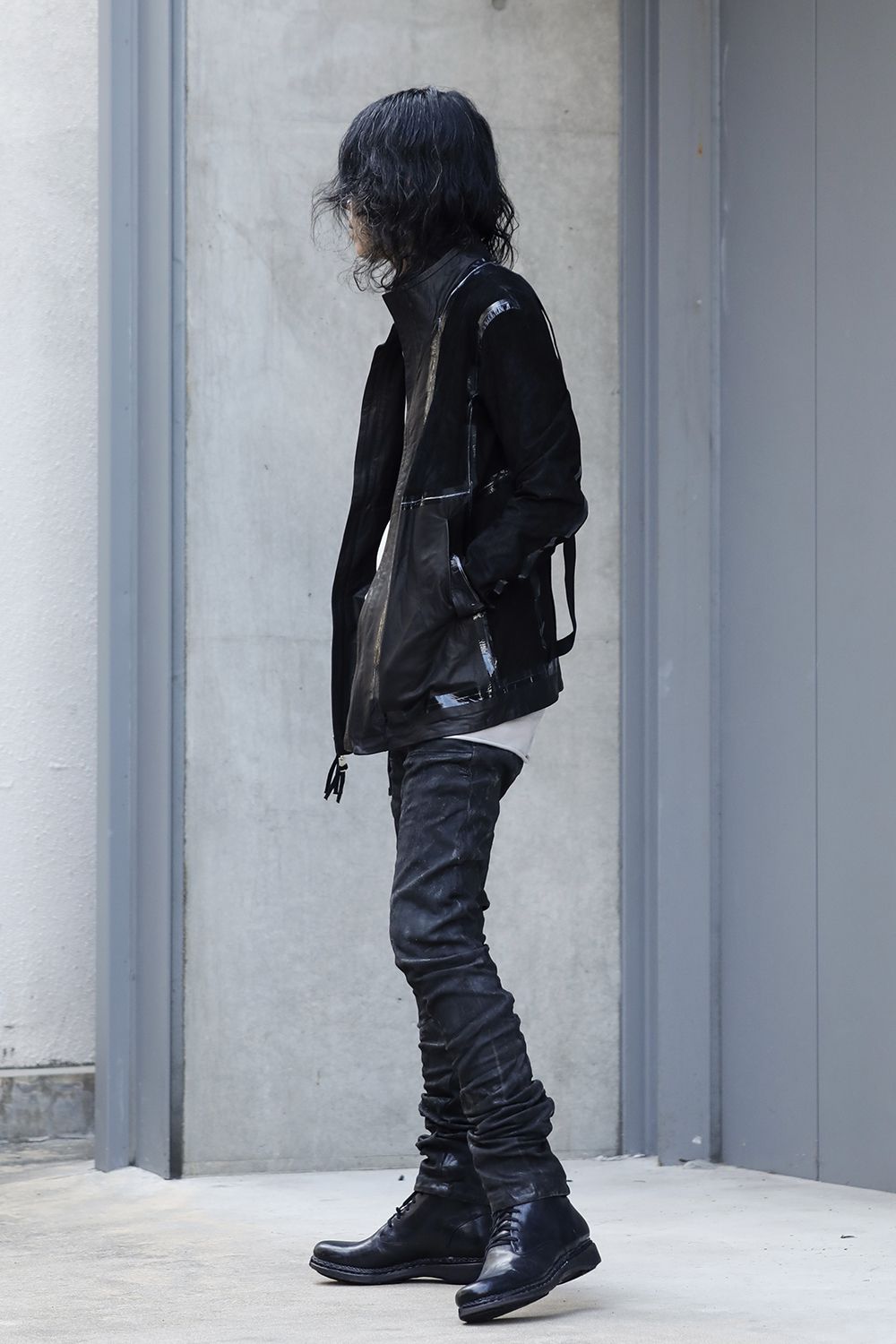 J1 - FMM20009 - Black