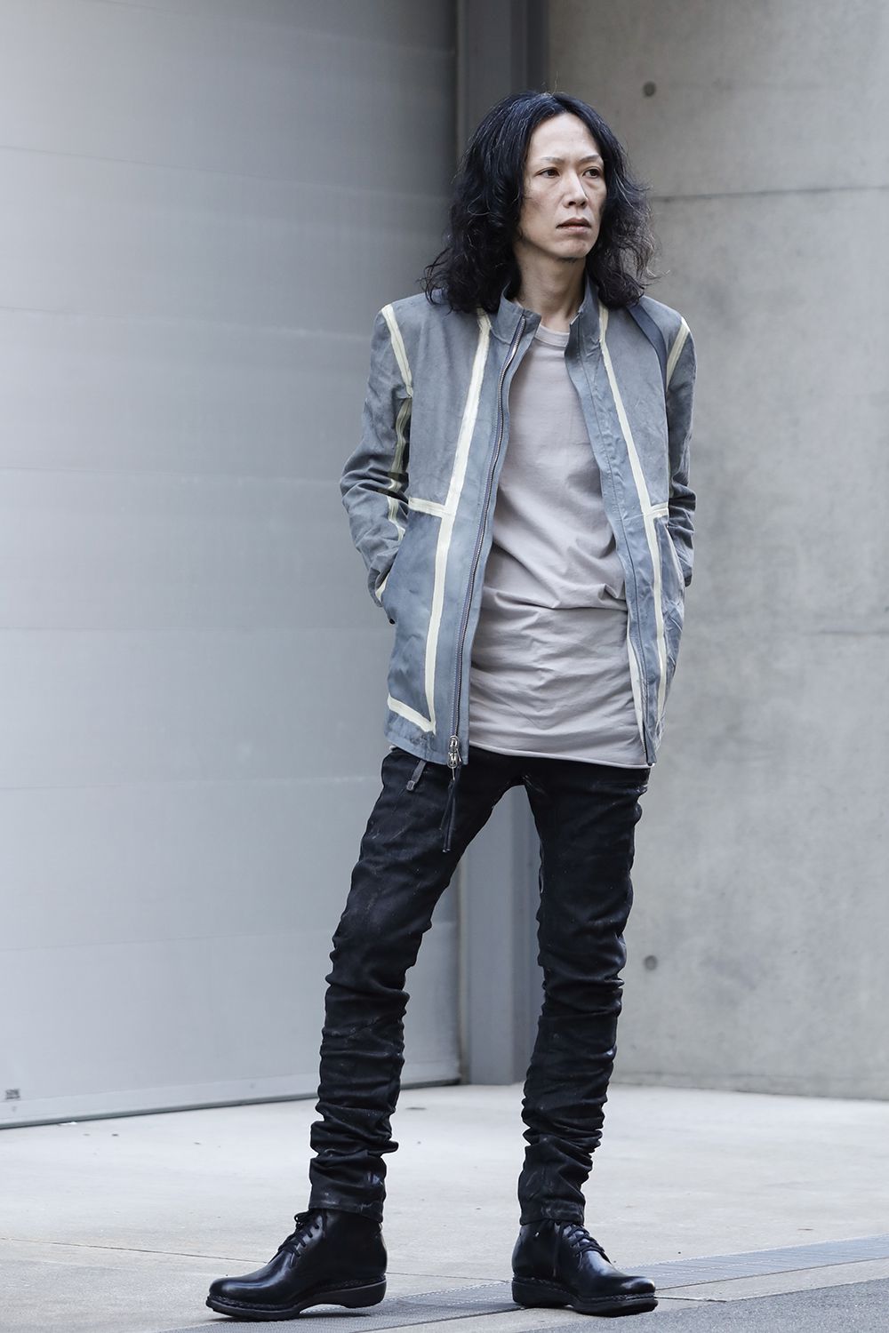 J1 - FMM20041 - Light Gray