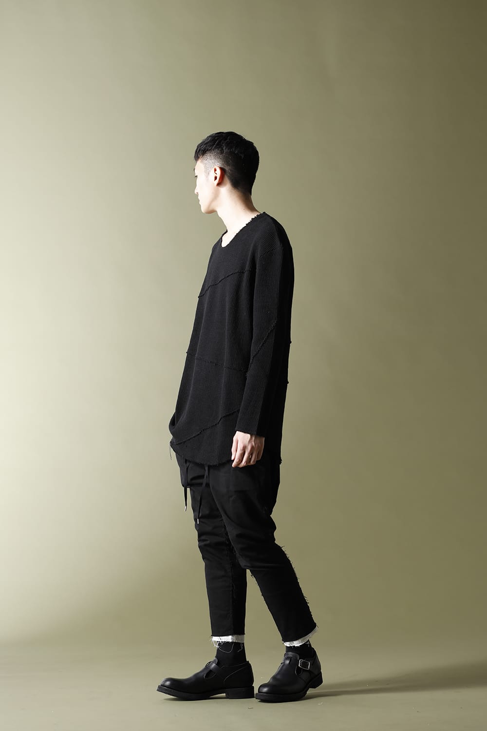 Spiral Seam Knit Black