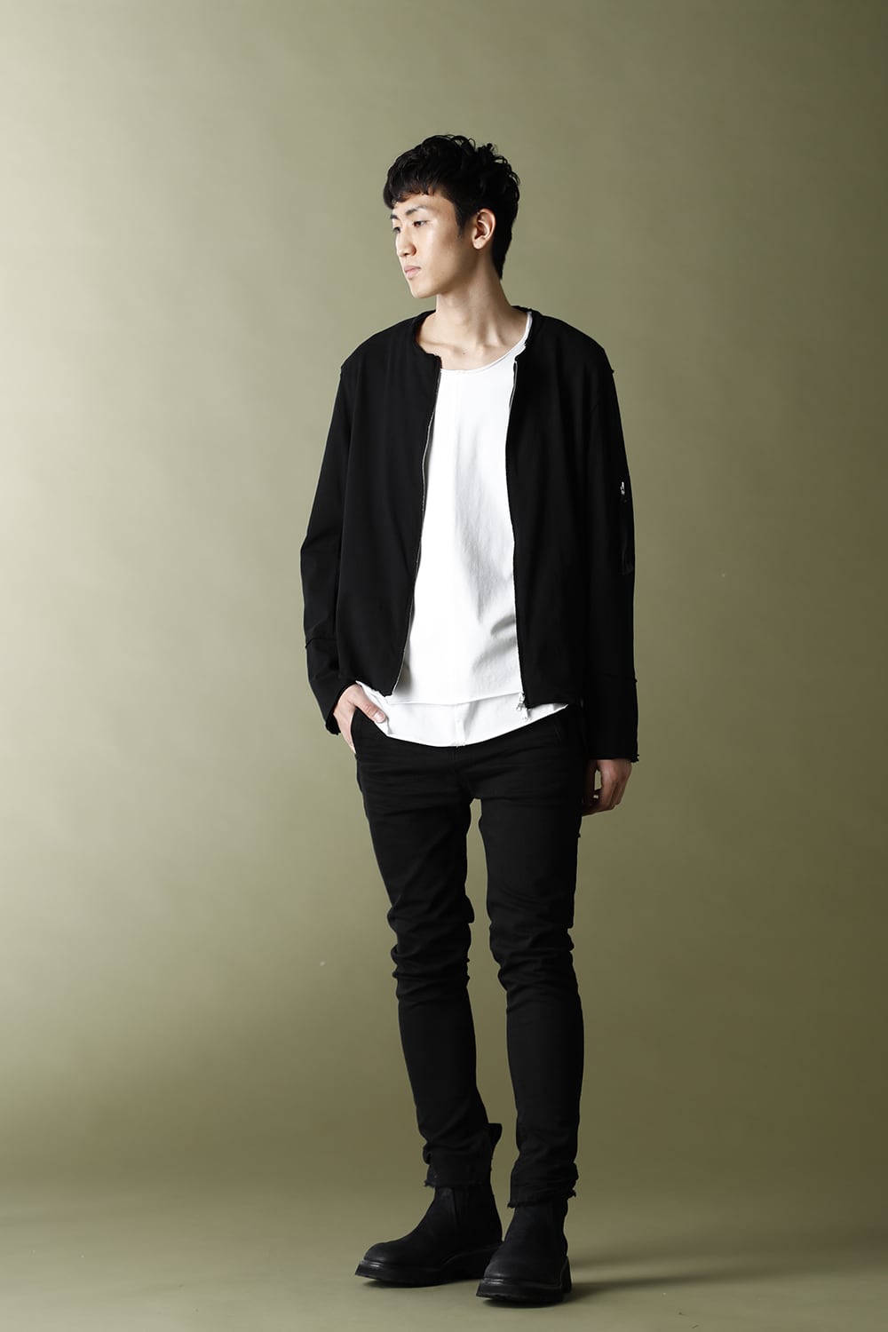 Separate bomber jacket