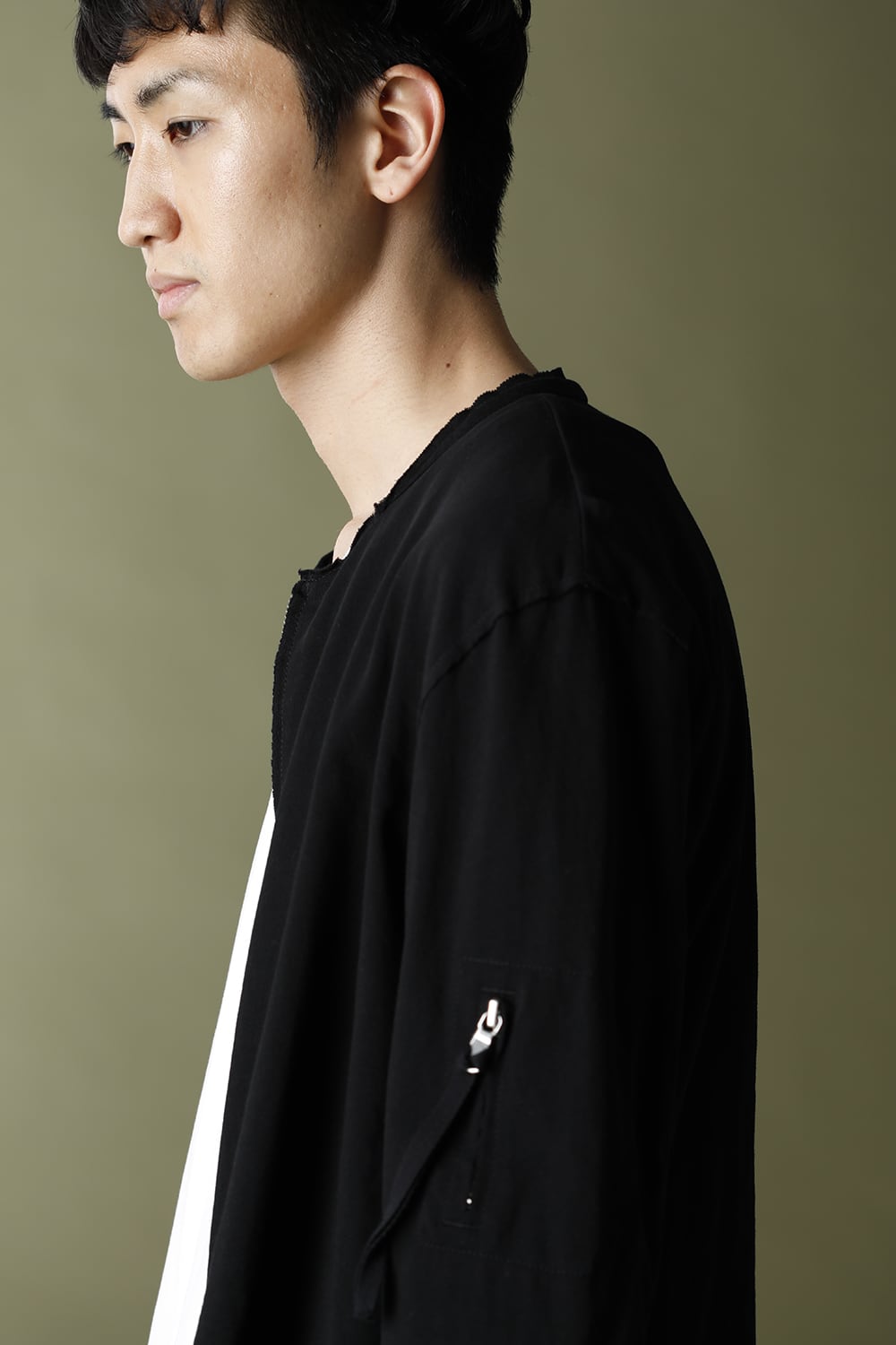 Separate bomber jacket