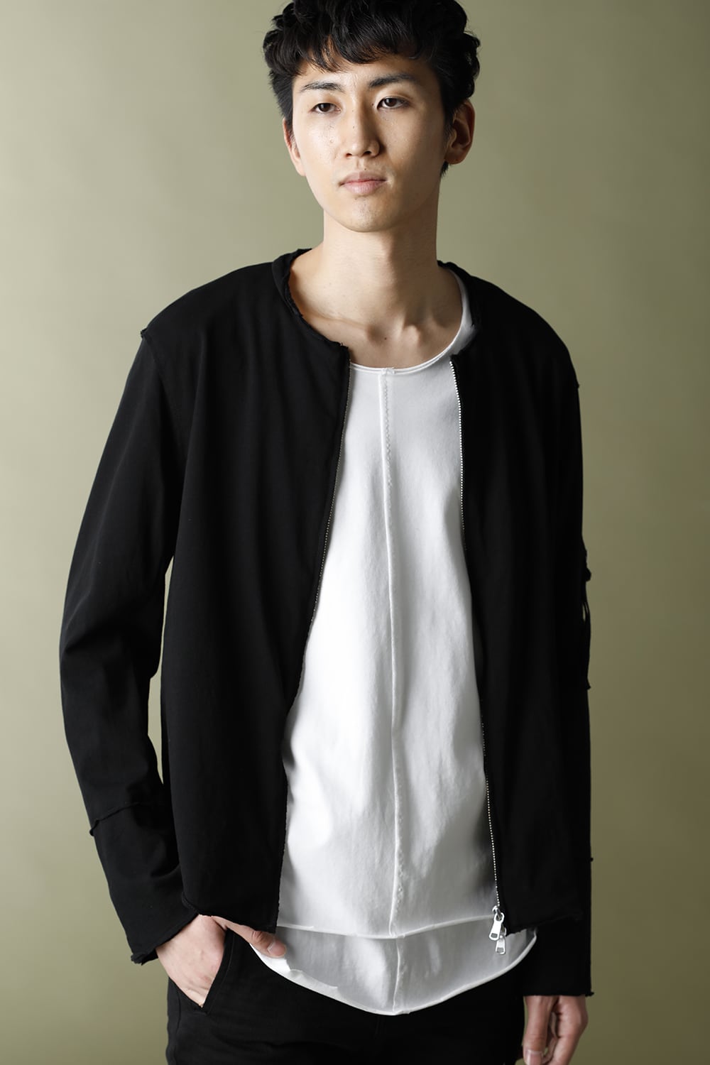 Separate bomber jacket