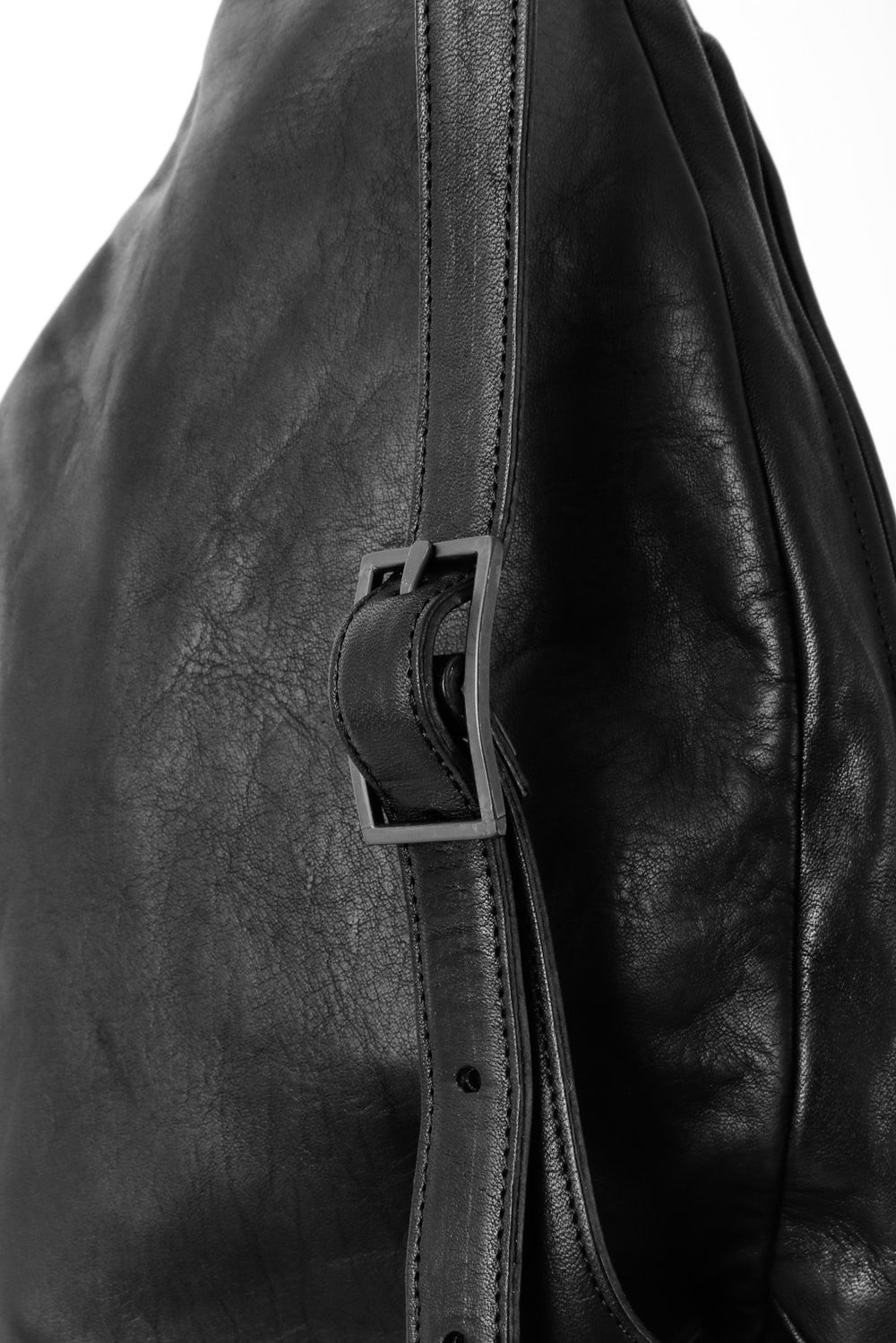 Japanese Horse Leather Shoulder Bag (Right)