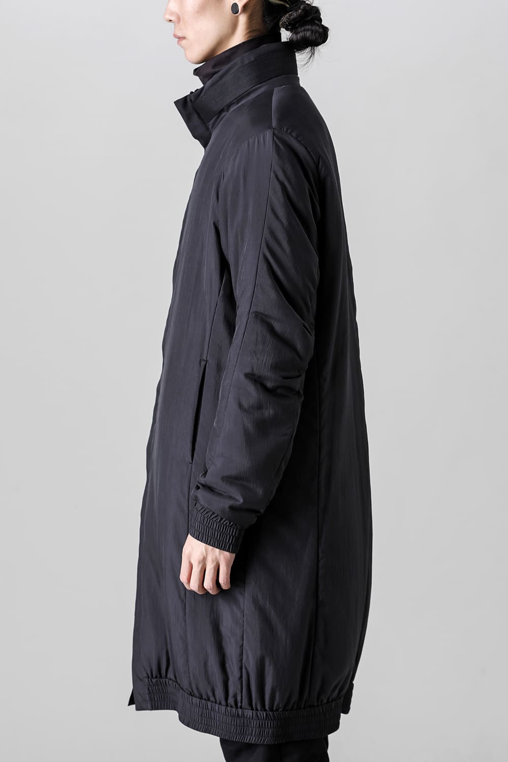 Nylon coat shrink nylon black