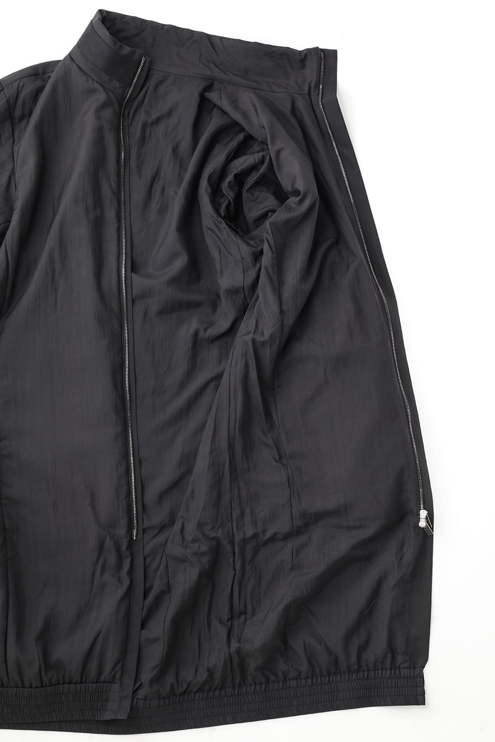 Nylon coat shrink nylon black